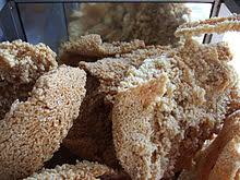 Saat itu herjunot tak memiliki uang untuk makan, sehingga dia harus mengais makanan sisa dari sebuah restoran vietnam. Scorched Rice Wikipedia