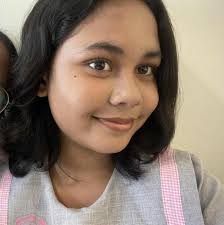 Happy Birthday, #Chiori! Dear customer, are you here at Chioriya Boutique  just to look at me instead of the clothes? Is there something you need? A  meal together? I'm not hungry now.