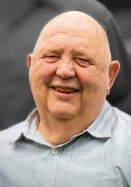 Glenn Garton's Instagram, Twitter & Facebook