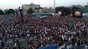 Слушать вживую и подпевать любимые песни. Odessa Maks Korzh Molodost Vse Proshaet Koncert Malyj Povzroslel 2 0 Youtube