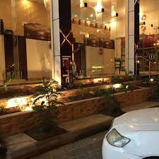 ما تريد معرفته عن مطعم كوخ الصياد خميس مشيط ام القرى