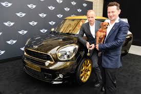 Juli 1963 in mödling, niederösterreich) ist ein österreichischer manager und ehemaliger visagist. Life Ball Mini 2013 Designed By Cavalli Life Ball Mastermind Gery Keszler And His Friend Stefan Schobesberger With Mr Brodmann 05 2013
