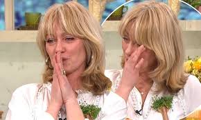 We're celebrating st patrick's day in the kitchen with two tasty dishes, starting off with clodagh's irish pub chowder. Chef Clodagh Mckenna Breaks Down In Tears On This Morning Daily Mail Online
