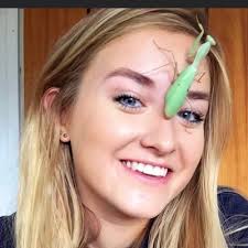 Ella Jacobs (@ella__jacobs)