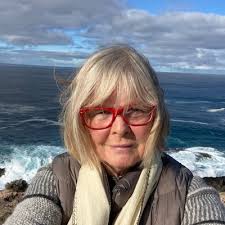 Lesley Walker ⚓️🇪🇺 🇦🇺 🇬🇧 (@m_lesleywalker)