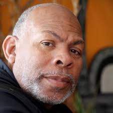 Black Rose Queen Shines by Example