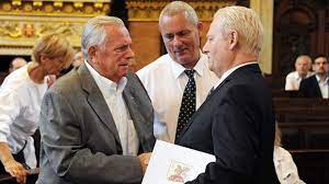 Diese statistik zeigt in der detailansicht die bisherigen stationen von kálmán mészöly. Atvette Diszpolgari Kitunteteset Meszoly Kalman Mlsz Szovetseg