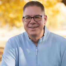 This is 1/4lb of brisket. So is picture 2, 3, 4 & 5. A whole brisket is  made up of different muscles with different textures and mouth feel. One  muscle is “lean”