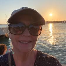 Congratulations to our Maggie Davis TV and her husband, Chase! 💒💙