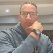 Estamos a cumprir Assinalámos hoje um momento importante para o Hospital  Dr. Agostinho Neto, os utentes e os profissionais de saúde. O Hospital Dr.  Agostinho Neto passa, a partir de agora, a