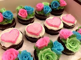 Kilo aldırmayan kek nasıl pişirilir? Buat Kek Hantaran Tapi Xda Kotak At Cupcakes Bakeri Facebook