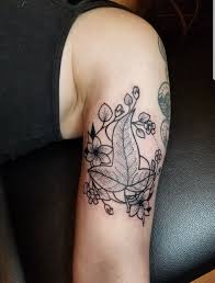 That was back in 2001.in the premiere at the odeon cinema in london's leicester square, elijah woods explained: 200 Hobbit Lotr Tats Ideas In 2021 Lord Of The Rings Tattoo Lotr Tattoo Lotr
