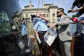 The un court ruled to uphold the genocide and war crimes convictions of former bosnian serb military chief mladic in his final appeal on june 8, 2021. Yjyiqyosja1e M