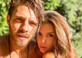 Последние твиты от dante eugenio poli (@dantepoli2). Cata Vallejos Y Su Pareja Protagonizan Pelea En Colombia