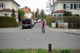 Gratis malbilder vorlagen mit kindgerechten motiven. Kostenlose Malvorlage Transportmittel Zug Mit Gefullten Waggons Zum Ausmalen