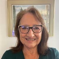 Karen Wunderlich's Instagram, Twitter & Facebook