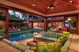 Diamond Head Oceanfront Luxury Home Offers Oahu Island Living Hawaii Real Estate Market Trends Hawaii Life Hawaii Homes House And Home Magazine Luxury Homes