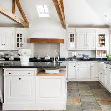 Kitchen Ideas Designs Trends Pictures And Inspiration For 2019 Kitchen Flooring Country Kitchen Cabinets Best Flooring For Kitchen