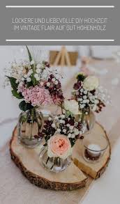 Diy Vintage Hochzeit Auf Gut Hohenholz Mit Vielen Liebevollen Details Holzscheiben Deko Hochze In 2020 Diy Vintage Wedding Rustic Wedding Diy Wedding Centerpieces Diy