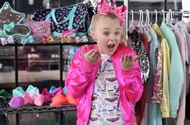 Jojo siwa has been experimenting with new clothes and hairstyles throughout 2020 — and thousands of people react each time she makes a change. Jojo Siwa Net Worth 2021 Age Height Weight Boyfriend Dating Kids Biography Wiki The Wealth Record