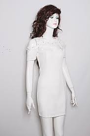 Đầm Kết Hoa Vòng Cổ Và Tay