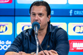 Check spelling or type a new query. Presidente Do Cruzeiro Celebra Aprovacao Do Projeto Que Transforma Clubes Em Empresas Cruzeiro Ge