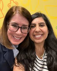 Thank you @gwengrahamfl for spending time with us in Orlando to talk about  public education and higher ed! Grateful that we could re-start our selfie  tradition too. 🫶🏽