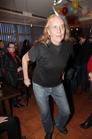 Zemřel bubeník a zpěvák vítězslav vávra. Tyden Cz Vavra Praskl Jak To Bylo S Hitem Citronova Holka Malem To Neklaplo