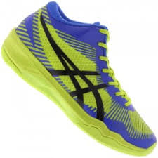 42 aceito cartão taxa de entrega 10 esporte, basquete, volei. Tenis Nike Masculino Volei Online