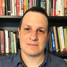 Dr Adrián Lerner Patrón