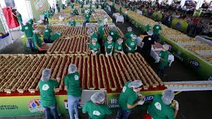 Made a hot dog, 1,996 feet (608 m) long, in commemoration of the 1996 summer olympics in atlanta. Mexico Beats World Record The Longest Hot Dog Line
