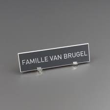Cette boîte est personnalisable vous pouvez vous amuser à mettre les inscriptions que vous souhaitez afin de la personnaliser à votre image (nom de famille, . Etiquette De Boite Aux Lettres Des 5 Tarifs Degressifs Livraison Suivi Rapide Acrylique Plexiglas Aluminium Flexx