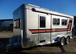 The best part about purchasing a travel trailer with bunk beds is that you can invite more people on the trip with you. 2 Horse Angle Load Horse Float With Living Quarters 2ha Ultimate Square Front Bunk Beds