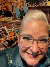 If my mom doesn't stop dressing me, I'm going to need more margaritas!  Luckily, it's Cinco de Mayo!🍸🧡Lola