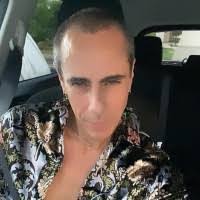 Efren Martin's Instagram, Twitter & Facebook