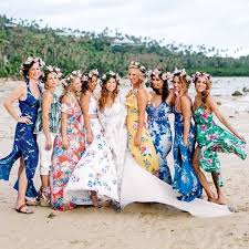 42 Fun Ideas For Wedding Photography With Bridesmaids To Creat Moment Bridal Party Attire Wedding Photoshoot Poses Beach Wedding Attire