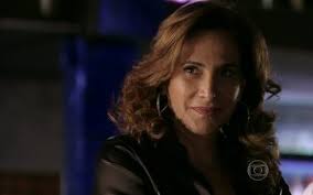 Vanúbia se enfurece ao perceber que foi traficada