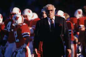 American football coach with long service at both the professional and college levels. Fnwzhmqw2qbrym