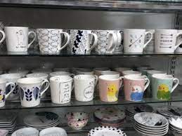 I am so excited to have one closer to me so i can shop for random cute knick knacks to my heart's content. Daiso 100 Yen Shop Tokyo Japan Travel