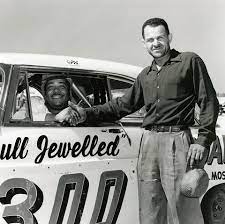 Michael waltrip started a record 462 nascar races without a single win. Nascar Still Owes Wendell Scott A Trophy For A 1963 Cup Win