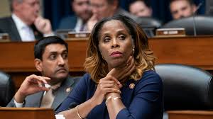 Her hometown was in bushwick, new york. Rep Stacey Plaskett Brooklyn Native Makes History In Role Of Impeachment Manager Pix11