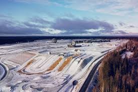 Победителям и участникам конкурса «большая перемена» в рамках серии обзорных экскурсий, организованных обществом «знание» на петербургском международном экономическом форуме, устроили экскурсию по автодрому «игора драйв» в ленинградской области. Na Gonochnom Treke Igory Drajv Prolozhili Lyzhnyu Blog Fiesta