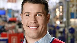 Lowe's CFO leaving to head up finance at Pfizer; names replacement