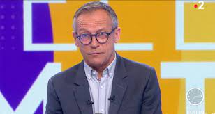At télématin, in the storm, we stay motivated. Ks At9mrtylc6m