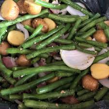 Place a couple inches of cold water in your sink. Country Style Green Beans With Red Potatoes Recipe Allrecipes