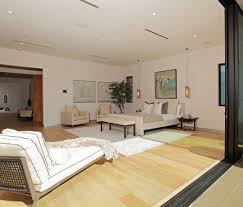 20 Examples Of Simple Home Interior Designs That Look Elegant And Beautiful Simple House House Interior Home Interior Design