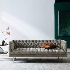 They can also be used as great standalone pieces of furniture, and really enhance the look of a hallway, bedroom or livingroom. Chesterfield Sofa