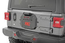 Trimmed the caps to contact the tire. Rough Country Spare Tire Delete Kit For 18 20 Jeep Wrangler Jl Quadratec