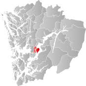 At that time varaldsøy had a population of 1.661. Varaldsoy Municipality Wikipedia