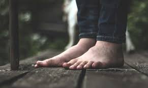 Marcher pied nu mal de dos. Rever De Perdre Ses Chaussures Interpretations Completes